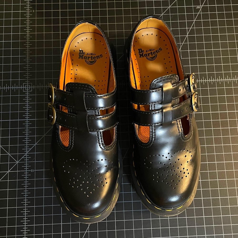 Gorgeous Condition Doc Marten Mary Jane Size US 7!